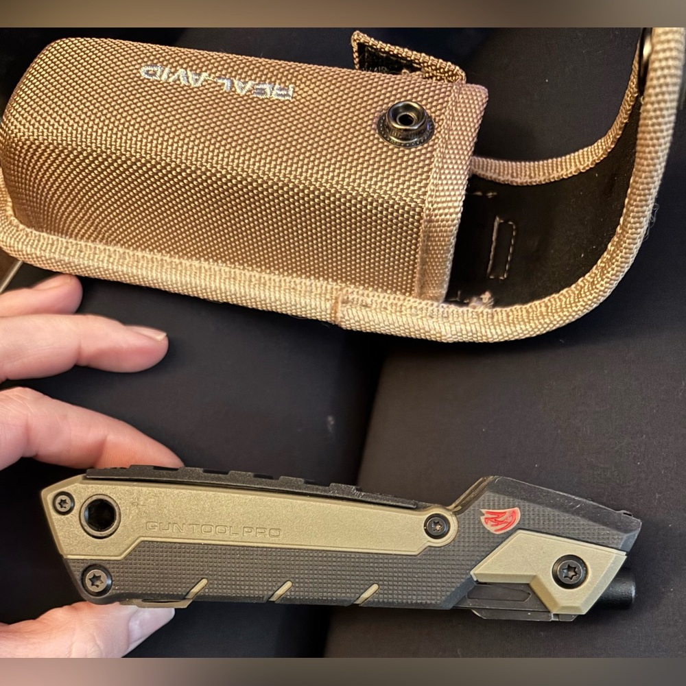 AVID AR15 Multitool with Case - Picture 2 of 7